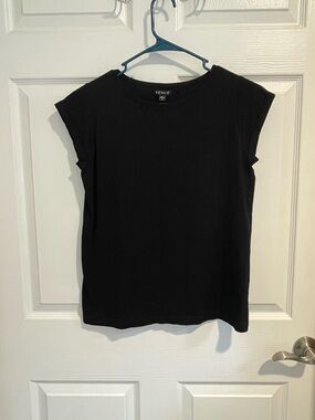 Venus black cotton tee size S